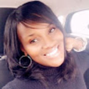 Meet your Posher, Aquia